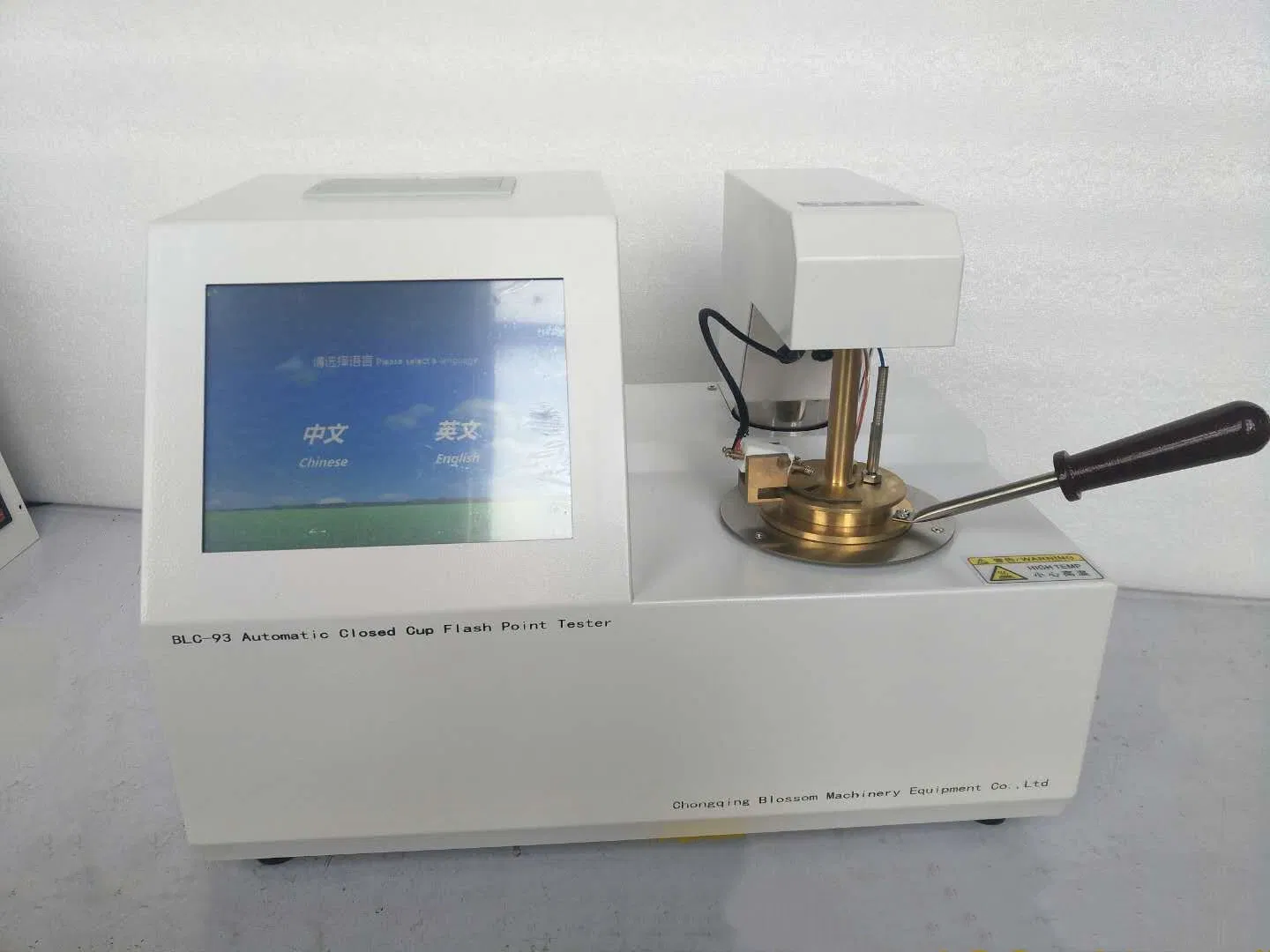 Fully Automatic Densky-Martens Closed Cup Flash Point Measuring Instrument